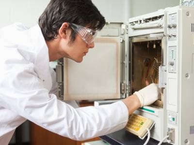 pemeliharaan oven laboratorium