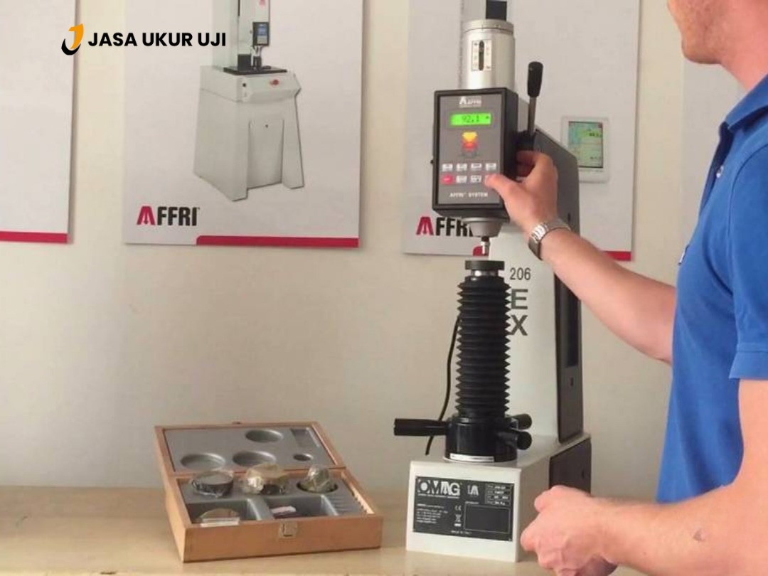 Alat Ukur Kekerasan Rockwell